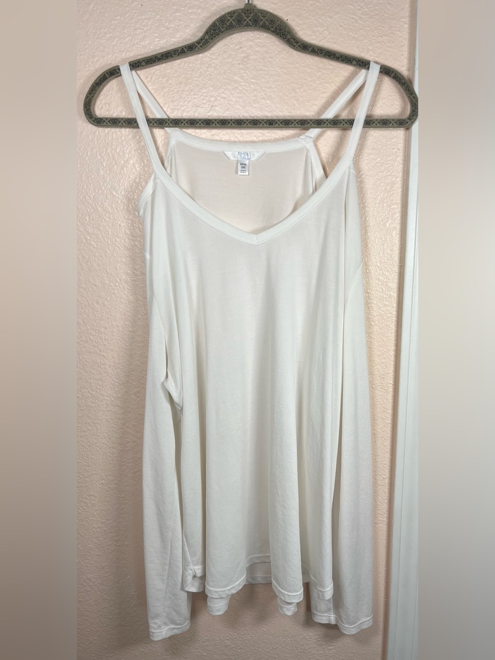 Time & Tru White Cold Shoulder Long Sleeve Top XXL (22) Like New
